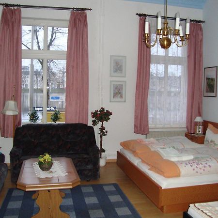 Haus Am Pfaffenteich Hotel Schwerin  Bagian luar foto