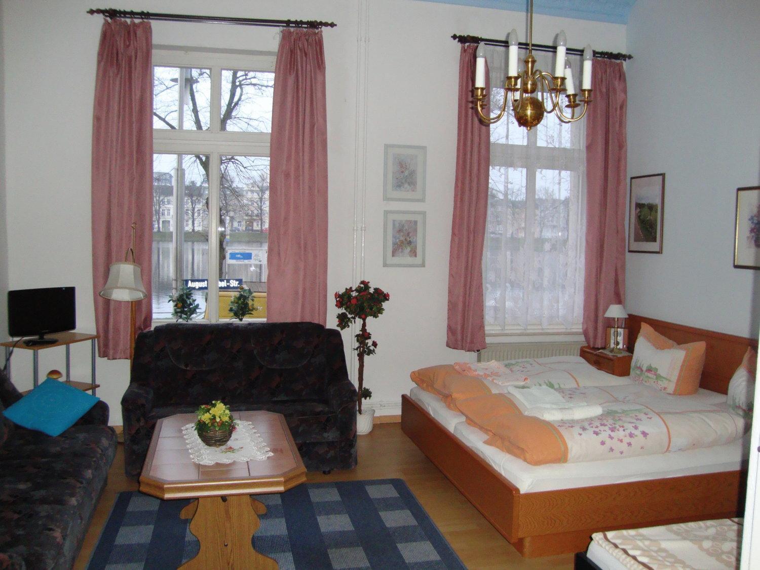 Haus Am Pfaffenteich Hotel Schwerin  Bagian luar foto